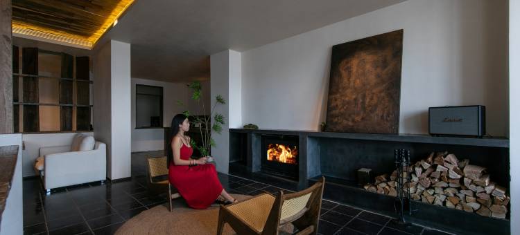 泸沽湖凿见酒店图片