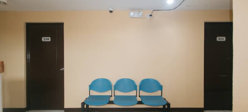 红门酒店@ MUBG公寓式酒店-近巴克拉兰教堂(RedDoorz @ MUBG Apartelle near Baclaran Church)图片