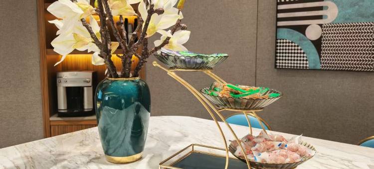 艾扉酒店(石家庄新百广场湾里庙步行街店)图片