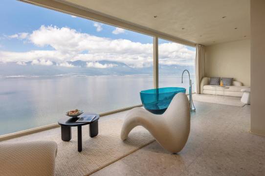 大理沽月·既白悬崖海景别墅(机场洱海店)