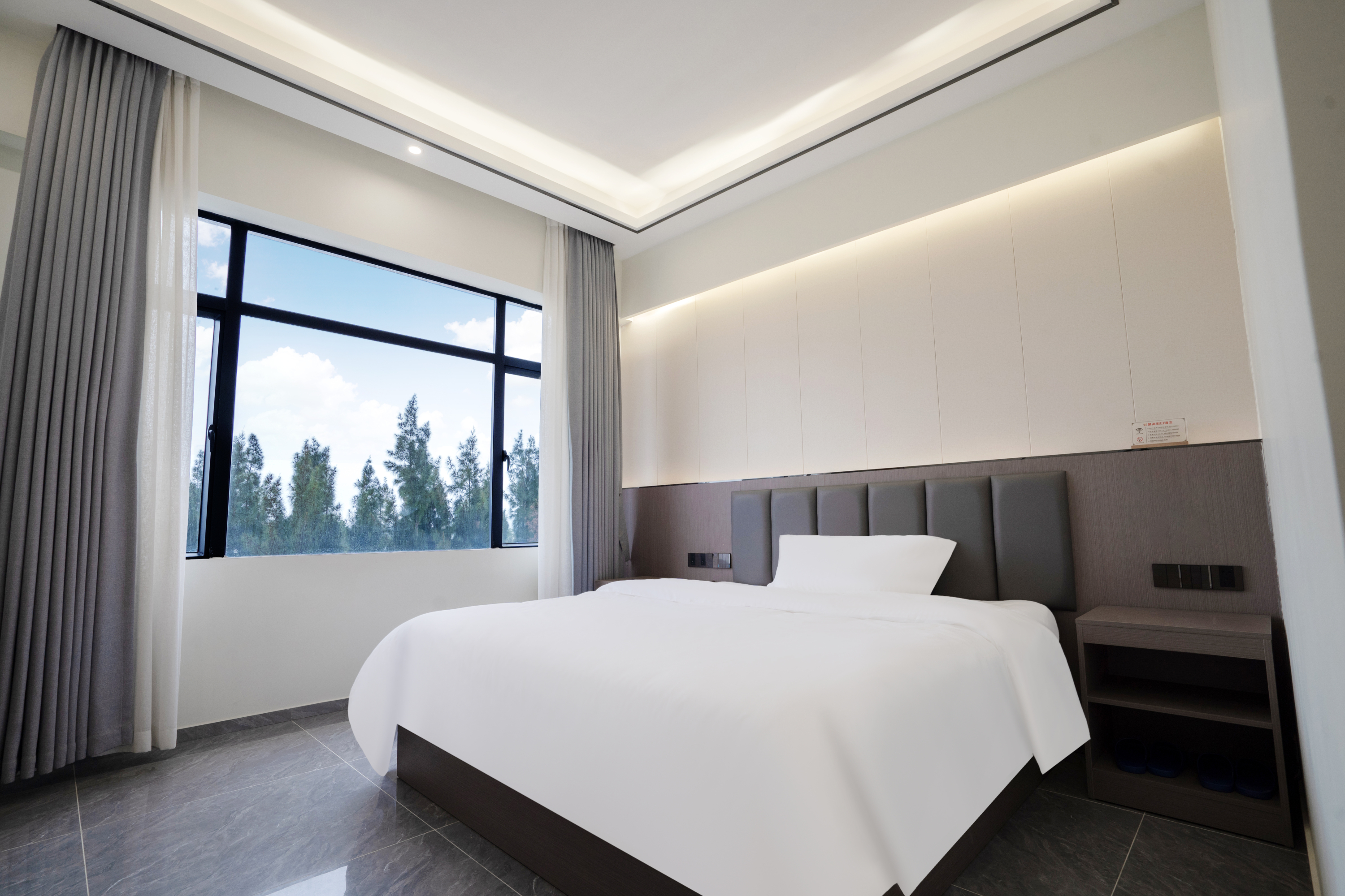 Juhai Holiday Hotel (Yangxinan Shanhai Beach Branch)Over view