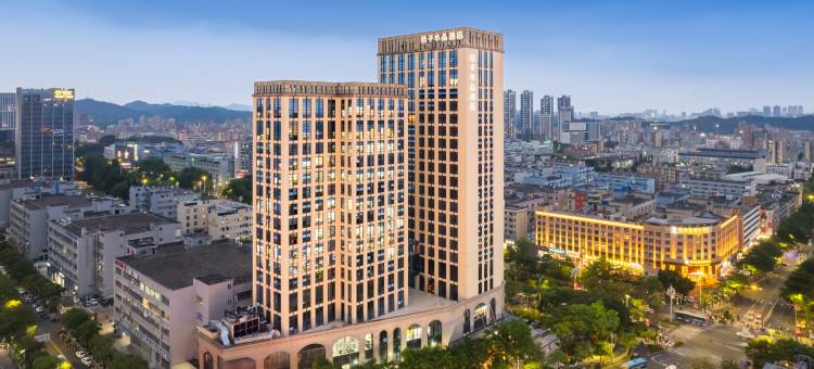 深圳大浪商业中心桔子水晶酒店图片