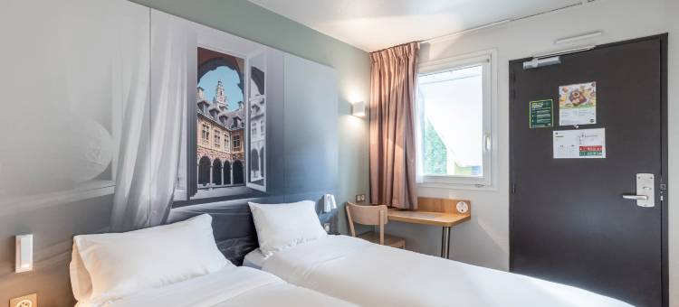 里尔塞克兰博览民宿酒店(B&B HOTEL Lille Seclin Unexpo)图片