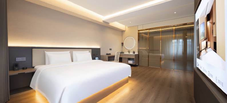 季朵酒店(青年大街地铁站中街步行街店)图片