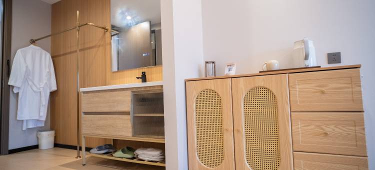 看看大海·咖啡民宿(大连森林动物园店)图片