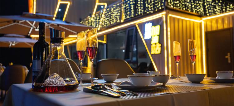 漠野星河沙漠酒店图片