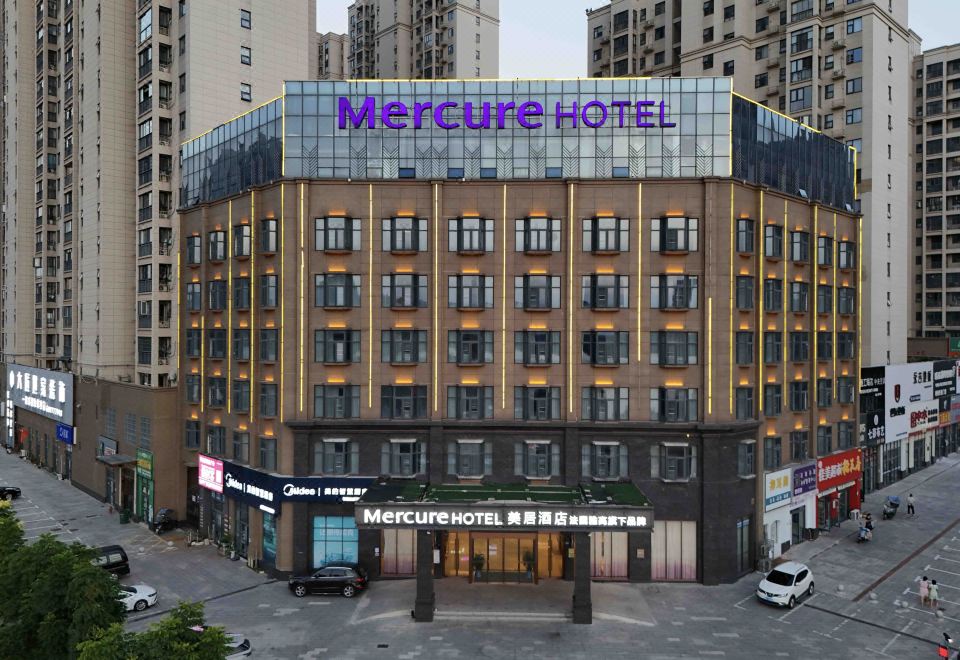 美居酒店(武汉阳逻店)外景图