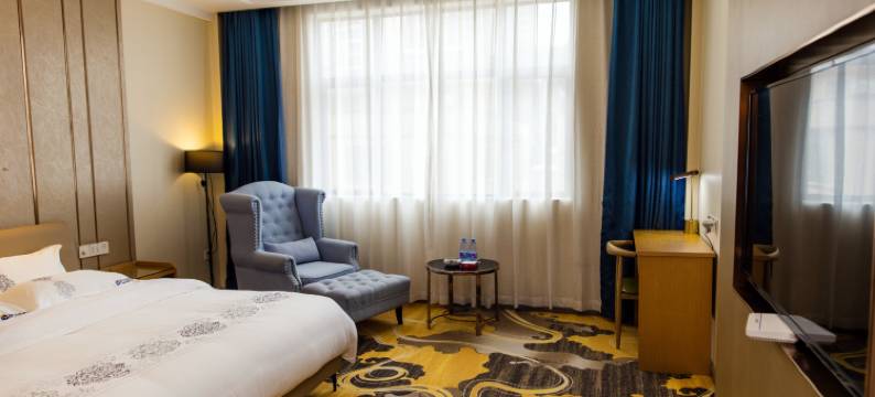 广宁领鹏酒店图片