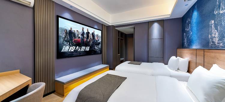 琼海丽呈电影酒店(万泉河环球春天广场店)图片