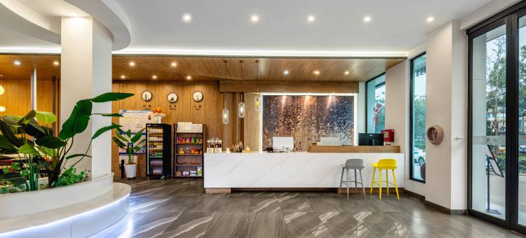 艾德品悦酒店(鹤壁火车站店)图片