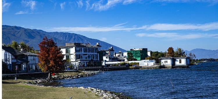 鸿游•山海|VIGOROUS•DREAMERS•伴山隐奢艺墅(大理古城观景露台店)图片