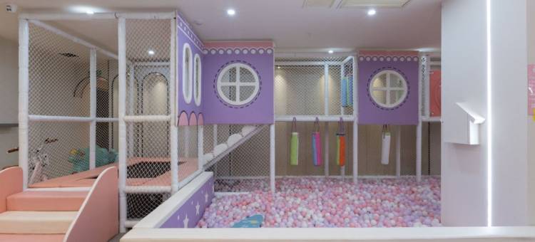 徕加亲子酒店(景洪告庄星光夜市店)图片