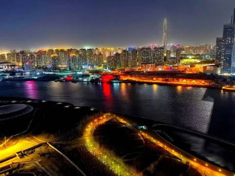 天津塘沽商业区滨海高铁站亚太酒店图片