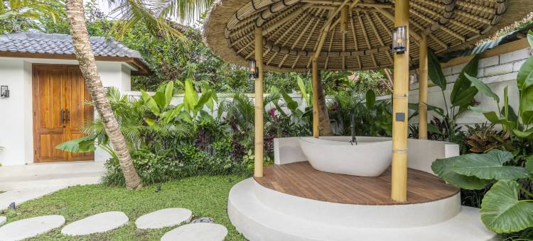 Sicilia Villa by DH - 2 BR villa with Large Pool and Tropical Garden图片