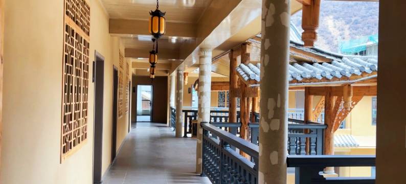 平武雪莲山庄图片