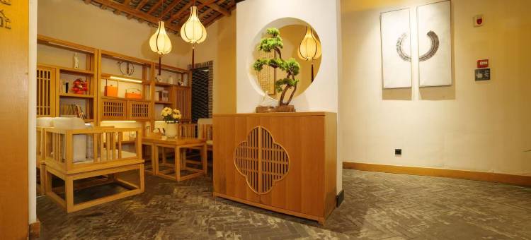 龚禧里·遇见酒店(南屏步行街金马碧鸡坊店)图片