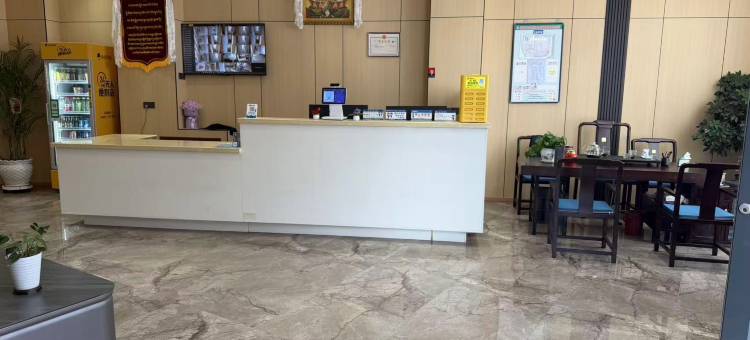 囊谦卡军商务大酒店图片