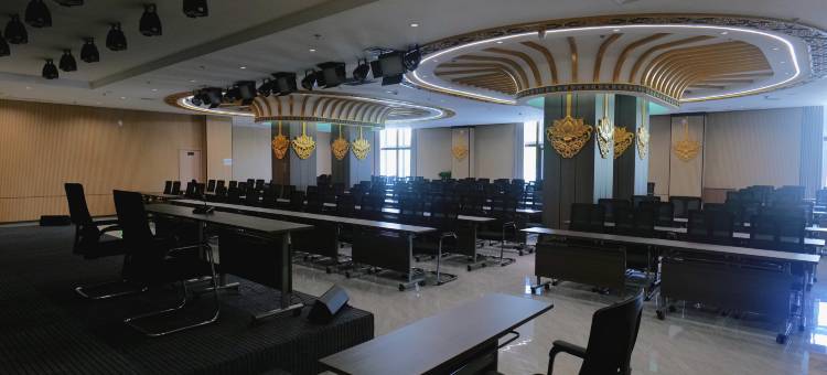 金莲花酒店(正蓝旗忽必烈广场店)图片