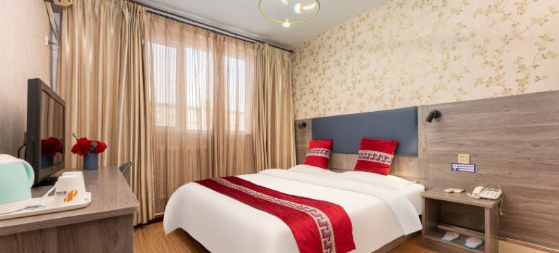 莹洁精选酒店(淄博铝城购物中心山东铝业职业学院店)图片