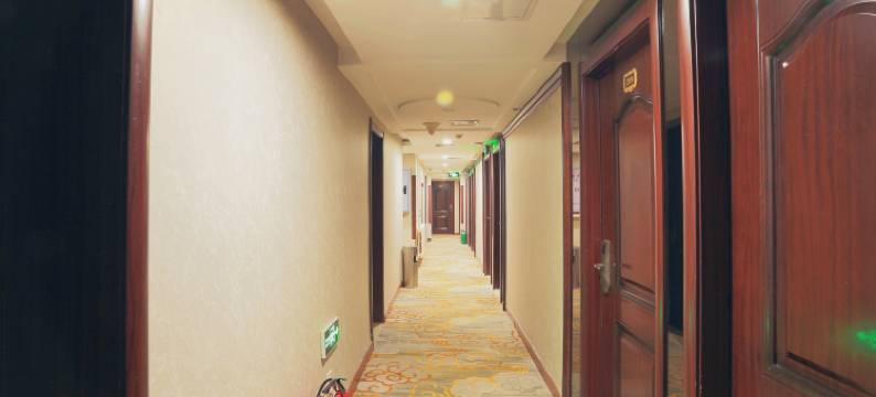 哈尔滨丁香假日宾馆(中央大街店)图片