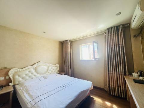 印象明珠快捷酒店(医科大二附院南湖北路地铁站店)