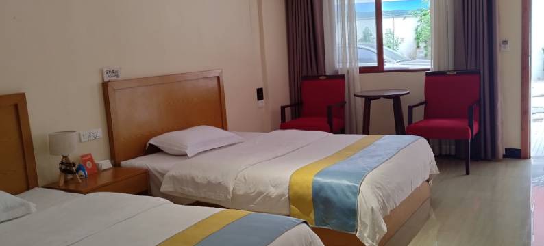 阆中山河里民宿图片