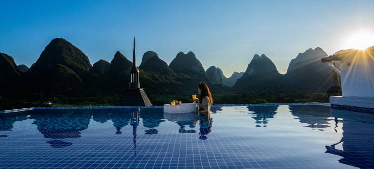 桂林阳朔遇龙河城堡(遇龙河店)图片