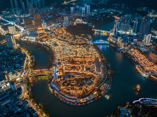 凤悦·凤颐梵居(铜仁中南门古城店)