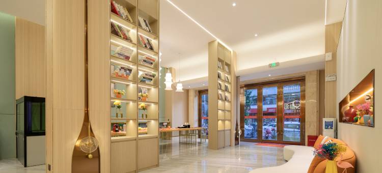 襄阳白宫一号空中花园酒店(人民广场天元四季城店)图片