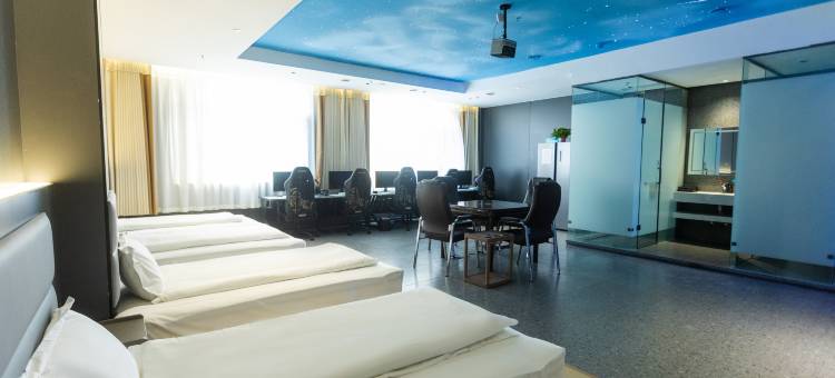 爱电竞酒店(唐河大润发店)图片