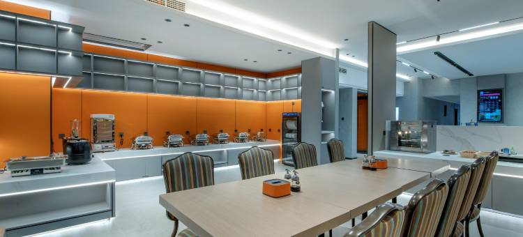 亿旺酒店(温州五马街小南门店)图片