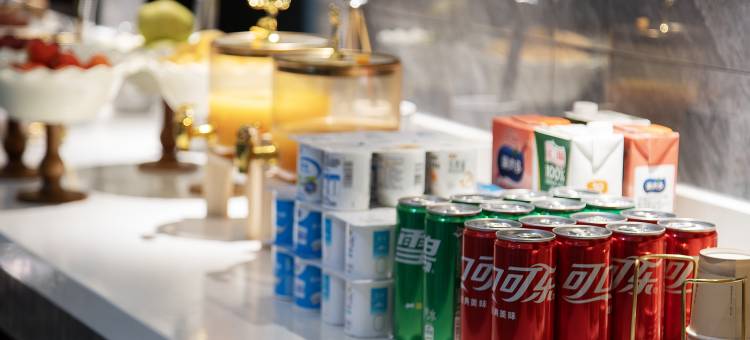 陌上轻居酒店(濮阳中心广场人民路店)图片