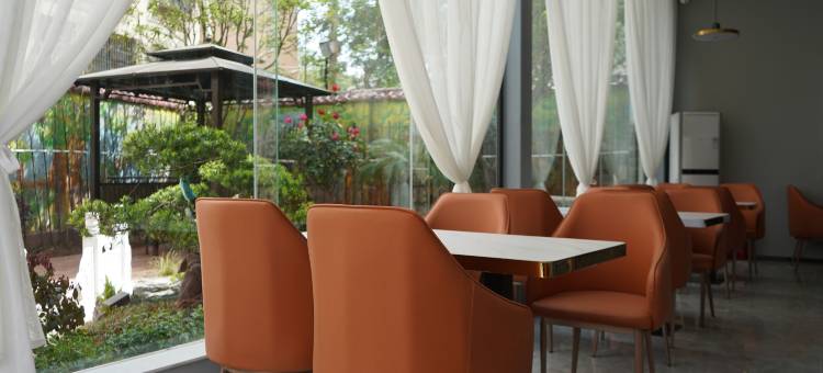 7天优品Premium酒店(兴国将军园店)图片