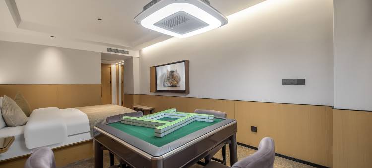 君逸大酒店(秀山火车站店)图片