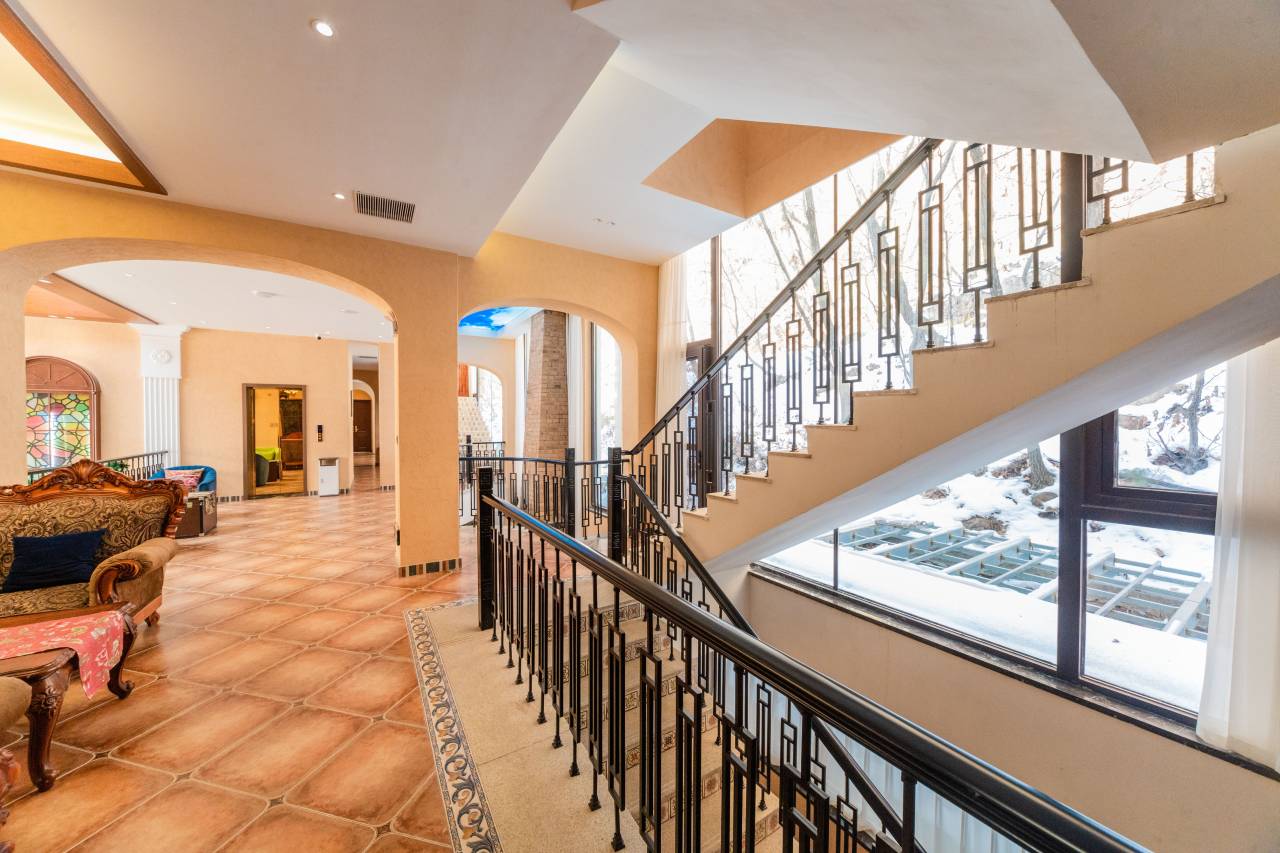 本溪无界乐活溪水楼温泉度假酒店图片