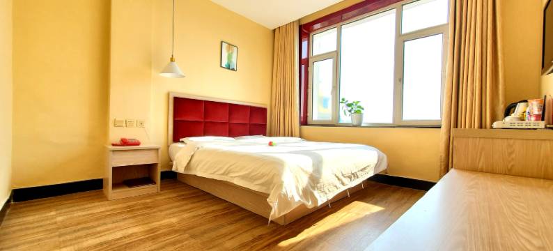 天地缘大饭店(白山火车站客运站店)图片