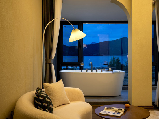 泸沽湖有风·lake view|villa·湖景度假美宿(蒗放码头店)