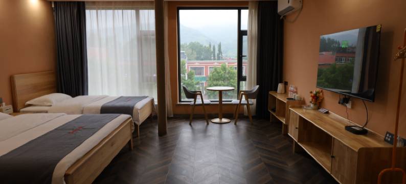 那拉提雪域宾馆图片