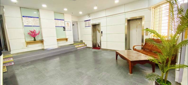 如家派柏·云酒店(青岛栈桥地铁站店)图片