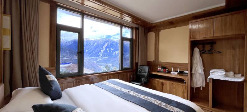 德钦梅里雪山德也寒舍图片