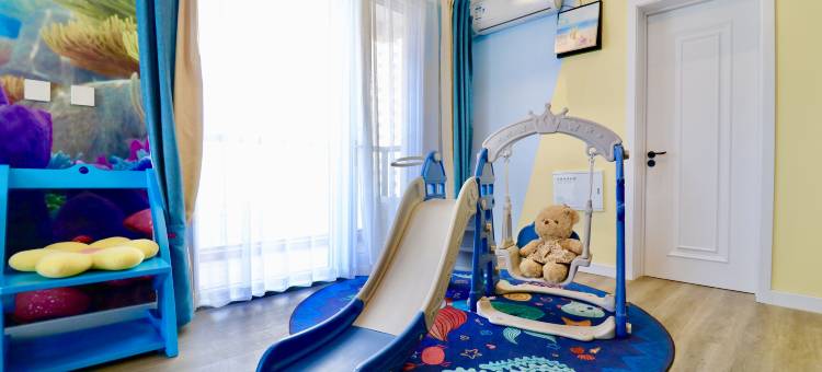 栖海·设计师魔法温泉主题海景公寓(山海广场店)图片