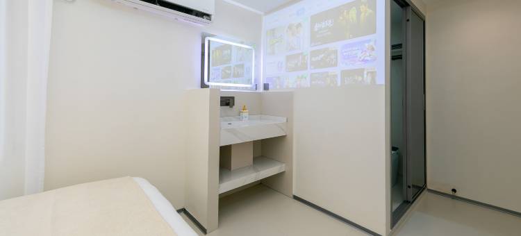 舟山普陀山之音·璞悦  Zhiyin·Unpolish 礼佛民宿(普济寺店)图片