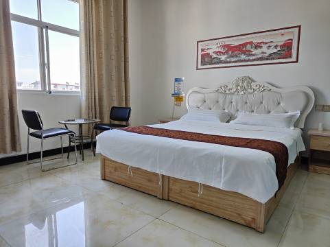 金园宾馆(方城兴阳线券桥镇店)