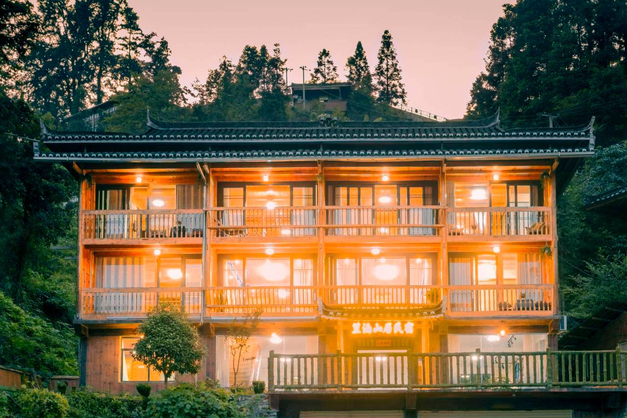 南猛笠泊山居民宿(郎德店)