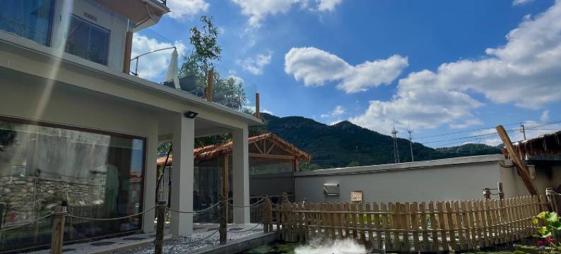 向云端南山小院图片