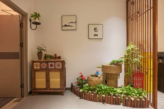 轻舍城景智能民宿(昆明老街交三桥地铁站店)图片
