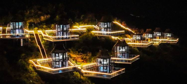 倦鸟归巢·露云娜美时光营地(寨基山店)图片