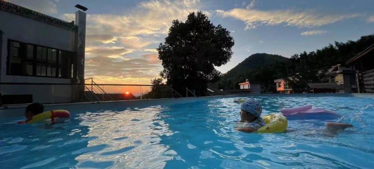 宜春旧雨新知轻奢民宿(明月山温泉度假村店)图片