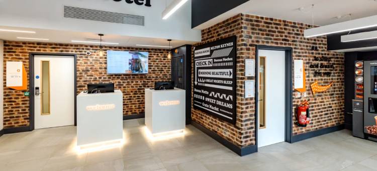 米尔顿凯因斯便捷酒店(easyHotel Milton Keynes)图片