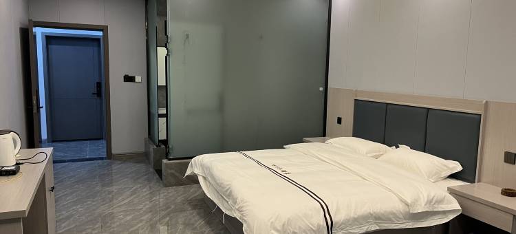 四叶草酒店图片